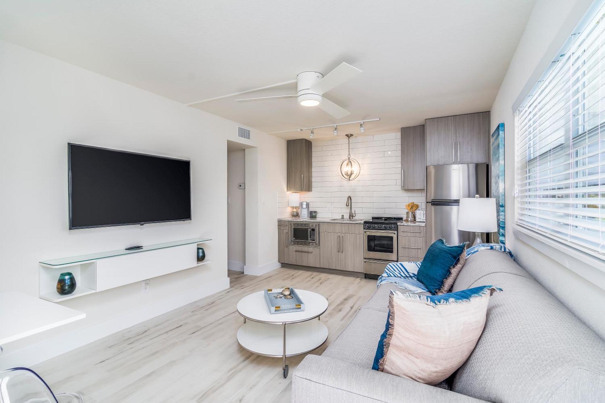 Boutique Vacation Rental Complex At Beach Cocoa Beach Eksteriør billede